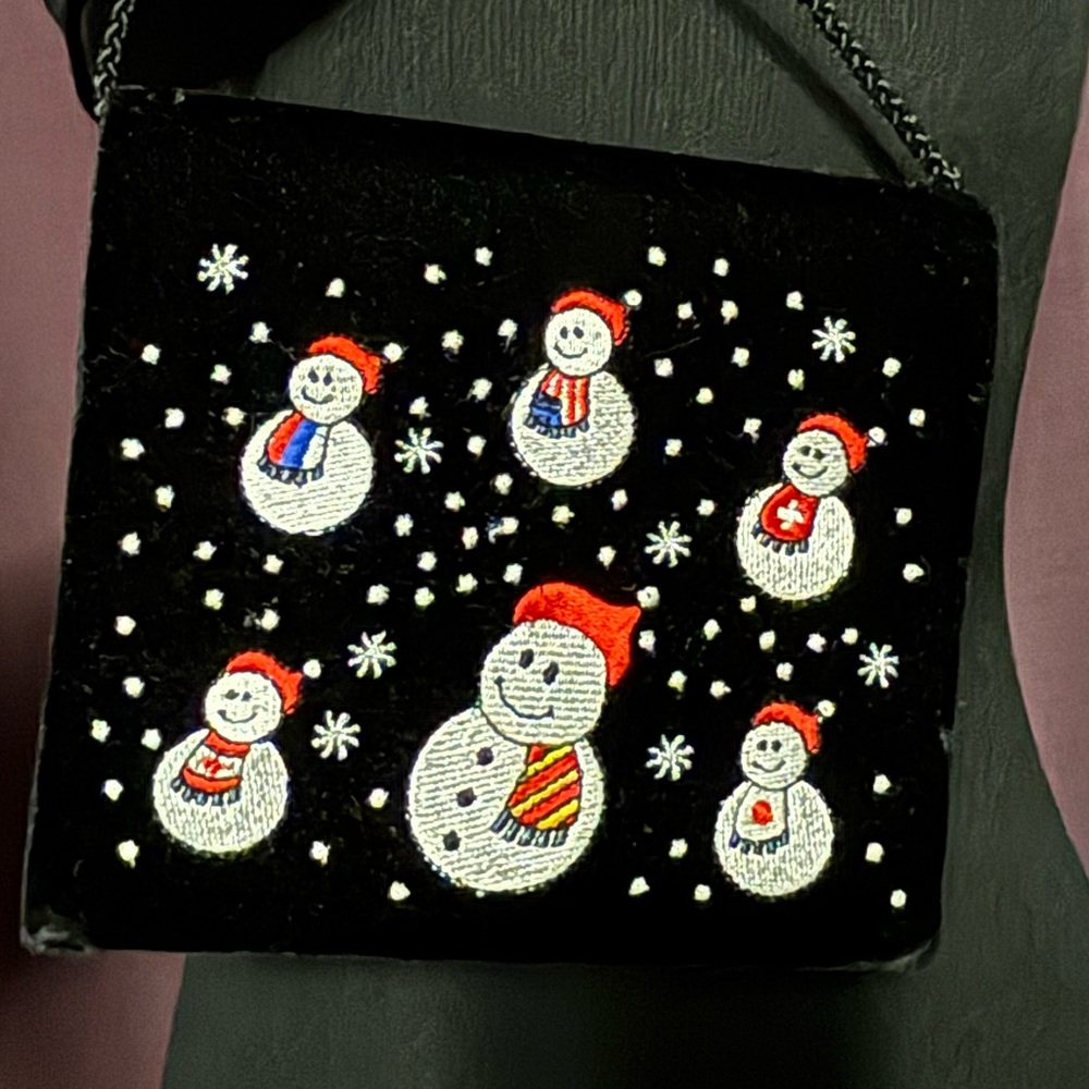 Cross Body Snowman Bag